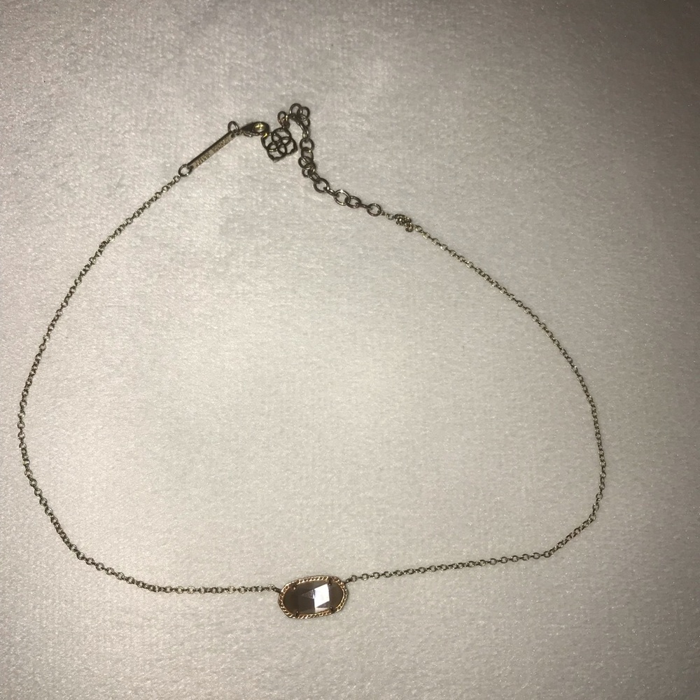 Kendra Scott necklace
